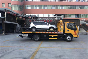 荆州汽车紧急补胎换胎救援